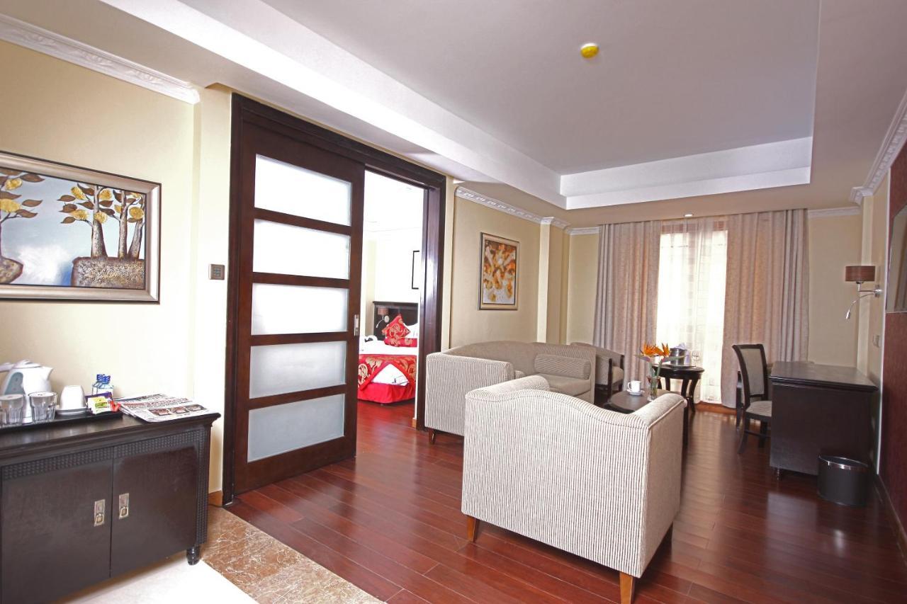 The White Rhino Hotel Nyeri Exterior foto